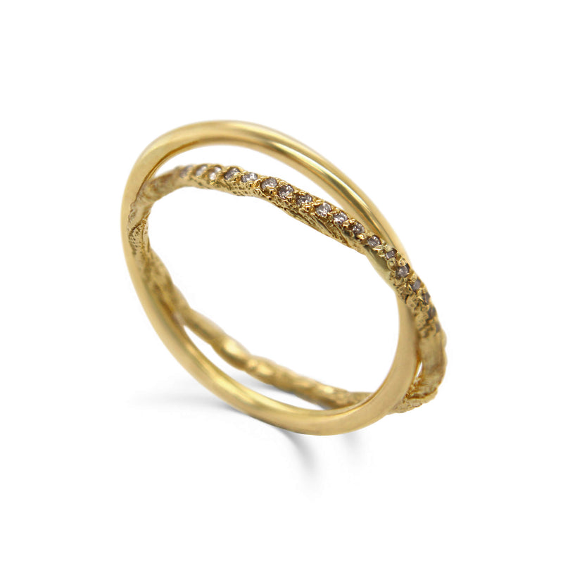 Interlocking ring in 18ct yellow gold