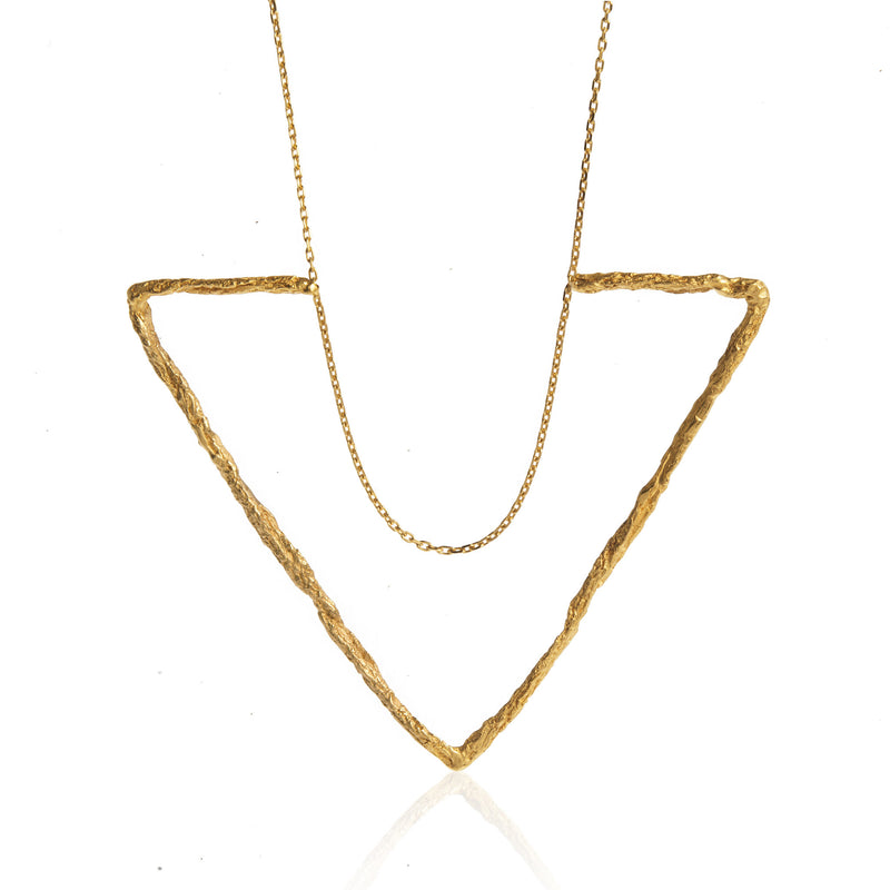 DELTA LARGE TRIANGLE NECKLACE-GOLD