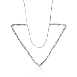 DELTA LARGE TRIANGLE NECKLACE-SILVER