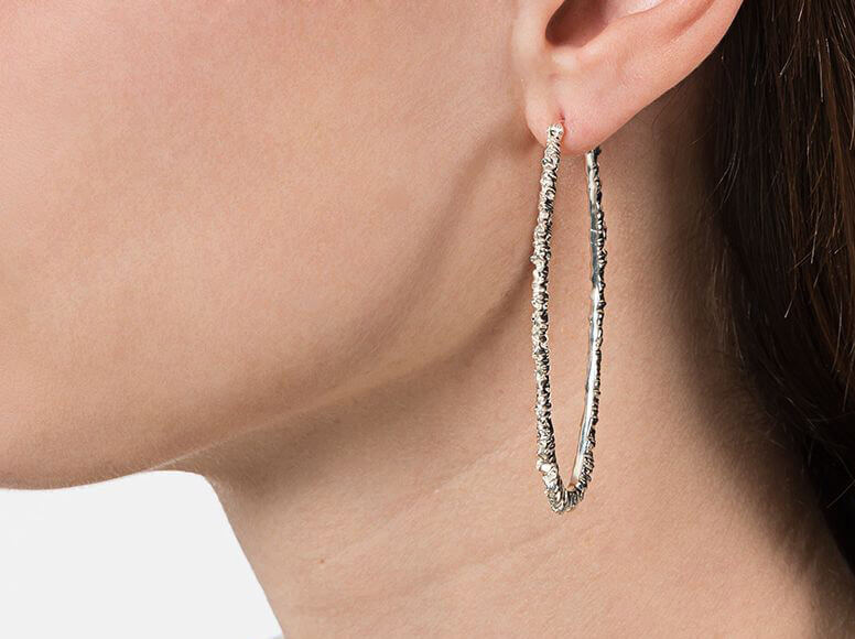 UNDER EARTH Texture Hoop Earrings - Silver
